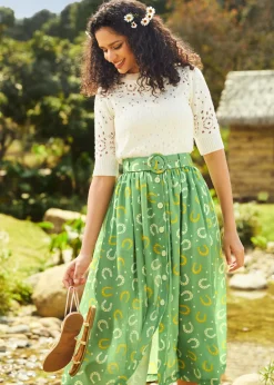 A Dash of Darling Short Sleeve Pullover Sweater Snow White New