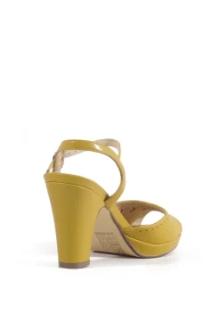 Aria Retro Heels Online