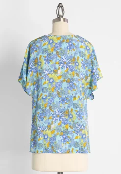 Profits Fund Fashion Manufacturing Ltd Day Vibe Doll Silk Dolman Top Sea Blue Floral Hot