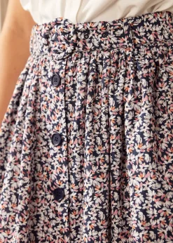 Daylight Saunter Skirt Navy Floral Hot