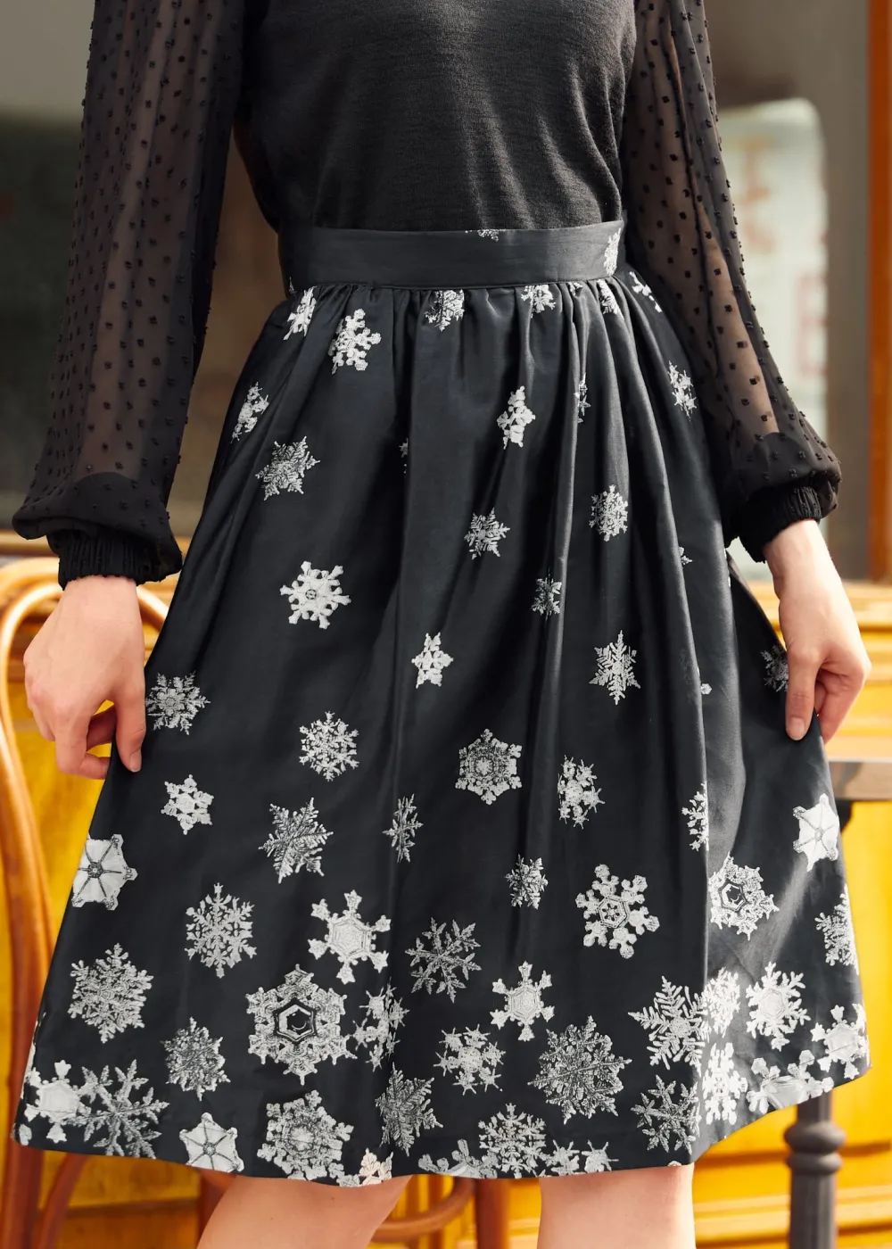 ModCloth Falling For Winter A-Line Skirt Black Snowflake New