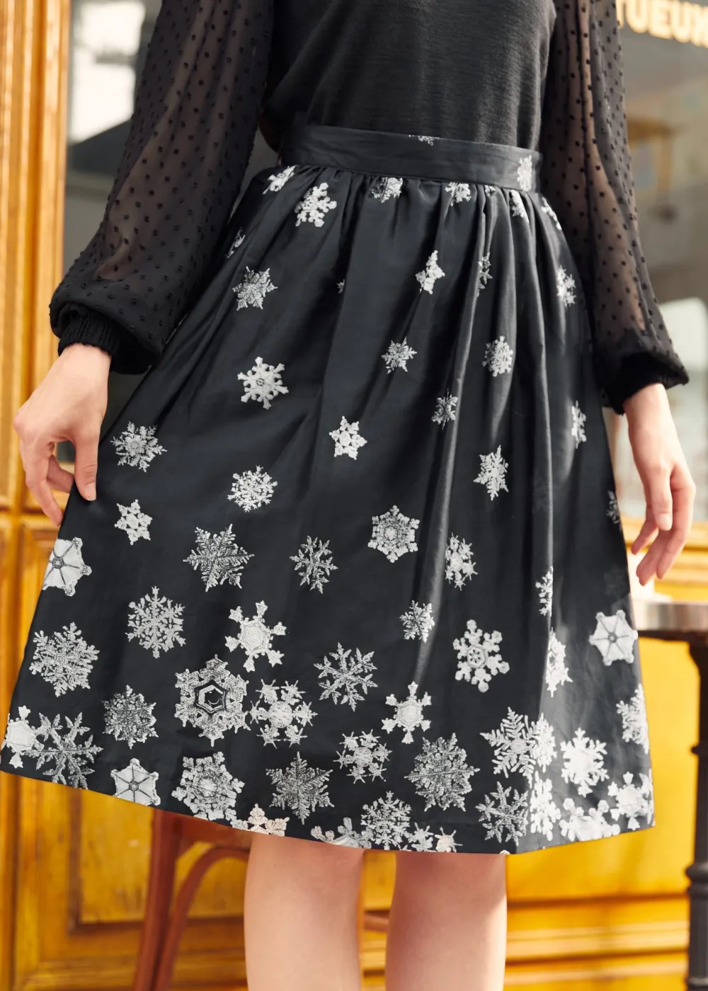 ModCloth Falling For Winter A-Line Skirt Black Snowflake New