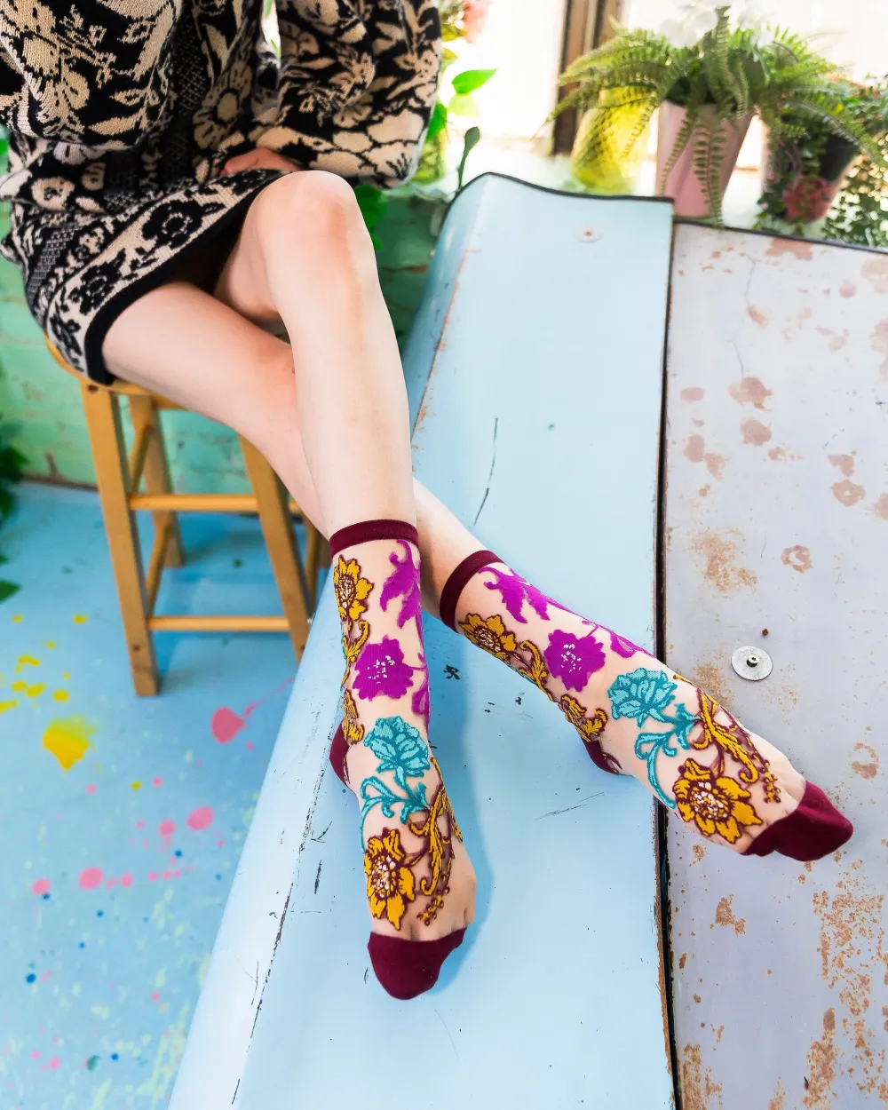 Gem Garden Sheer Crew Sock Hot