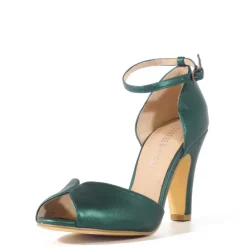 Lola Retro Heels Hot