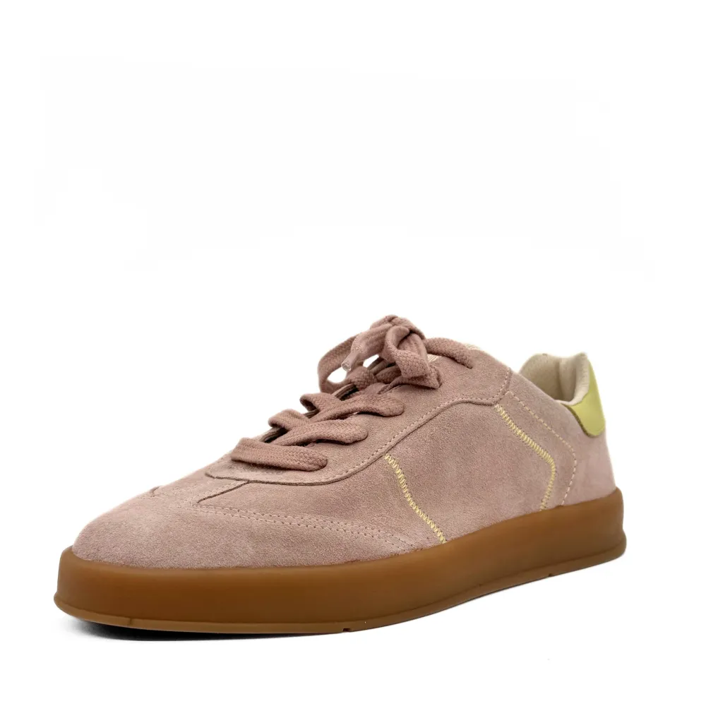 Moldova Suede Tennis Sneakers
