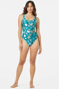 Oceania One Piece Discount