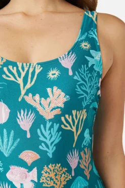 Oceania One Piece Discount