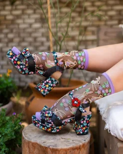 Rabbit Floral Black Sheer Crew Sock Hot