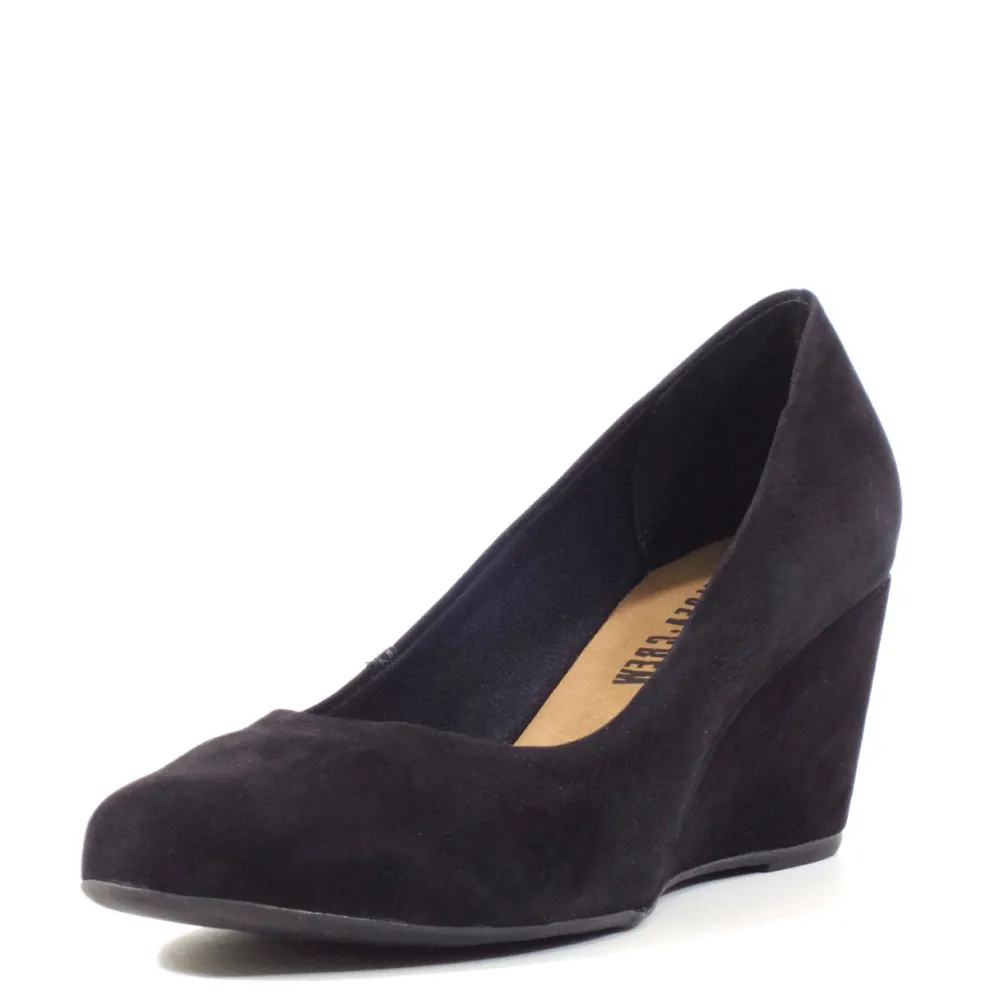 Reign Suede Wedges