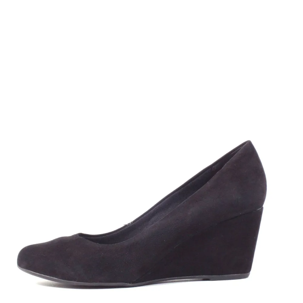 Reign Suede Wedges