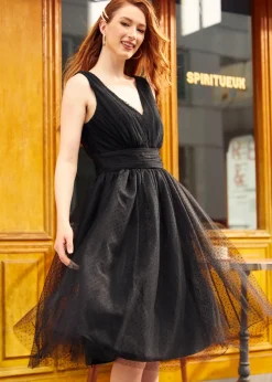 ModCloth Romantic Memories Fit And Flare Dress Black New