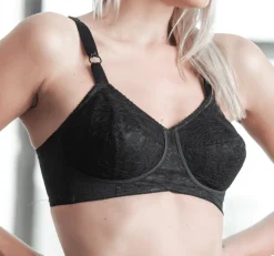 Style 2101 | Expandable Cup Wireless Shaper Bra - Black