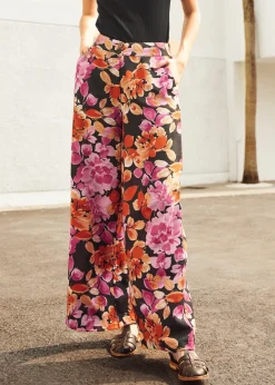 The Sunset Bloom Trousers Black Floral