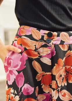 The Sunset Bloom Trousers Black Floral