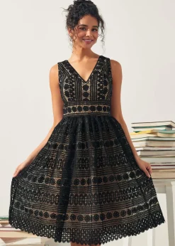 The Vivienne V-Neck Dress Black Lace Hot