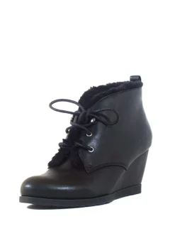 Toronto Leather Wedged Booties BLACK