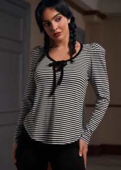 BTC Vintage Vignette Long Sleeve Tee Midnight Ribbon Sale