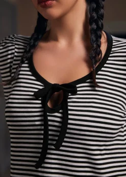 BTC Vintage Vignette Long Sleeve Tee Midnight Ribbon Sale