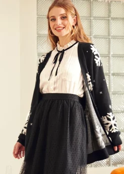 Whispers of Winter Snowflake Sweater Eclipse Noir Outlet