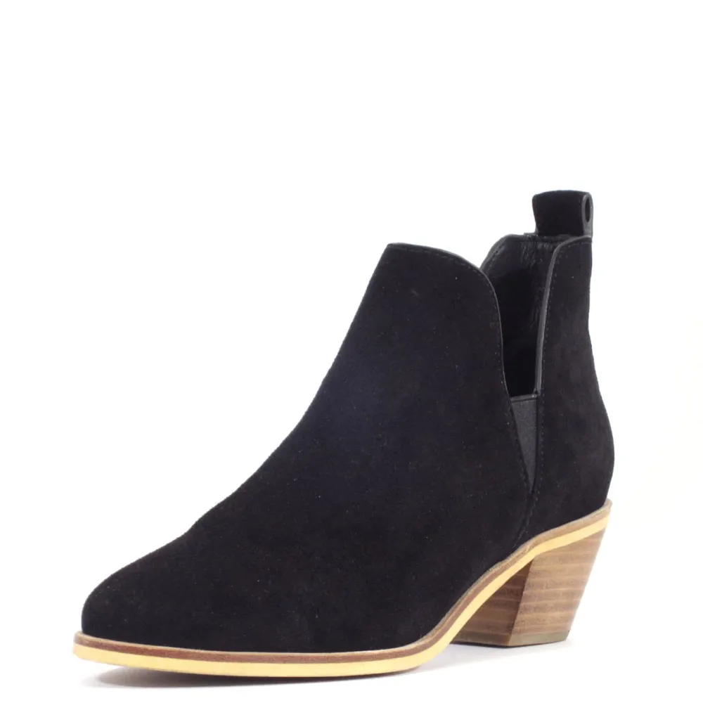 William Heeled Chelsea Boots Discount